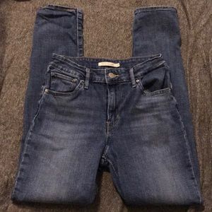 Levi’s 721 high rise skinny size 28
